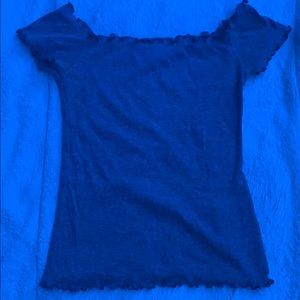 Gray of the shoulder hollister shirt size XS